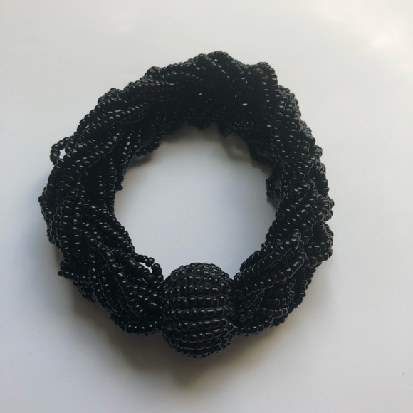 Black beaded elastic bracelet - Picture 11 of 12